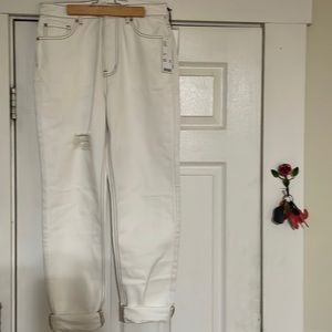 New Urban Outfitters high rise mom fit jeans